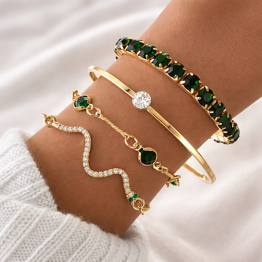 Set di bracciali vintage con zirconi verdi
